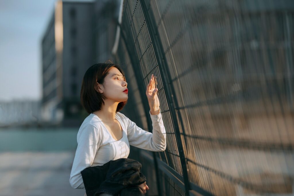 愛されたいが強すぎる女性の共通点とは何か？